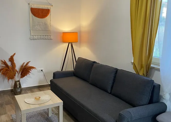 Danica Apartman *